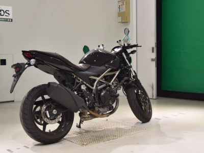Suzuki SV650X 2022
