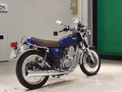Yamaha SR400 2021