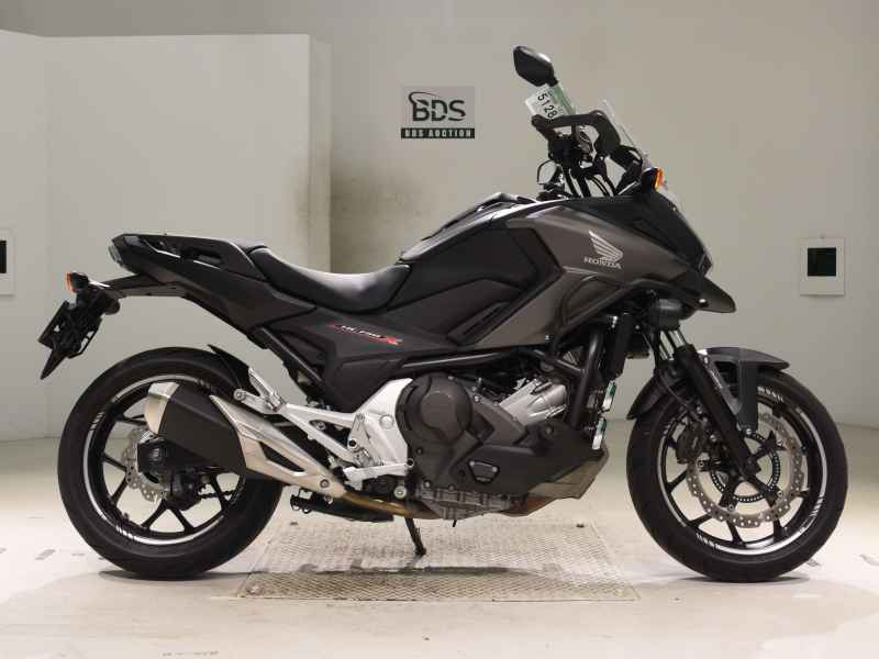 Honda NC750X DCT 2020
