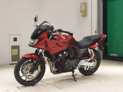 Honda CB400 Super Boldor 2015