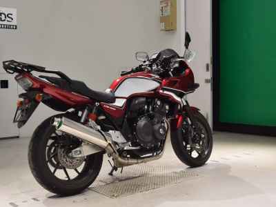 Honda CB400 Super Boldor 2018