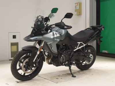 Suzuki V-Strom 800 2024