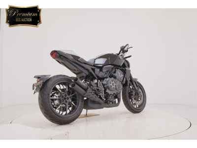 Honda CB1000R 2024