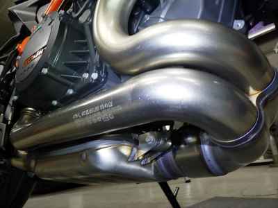 KTM 1290 Super Duke R 2023