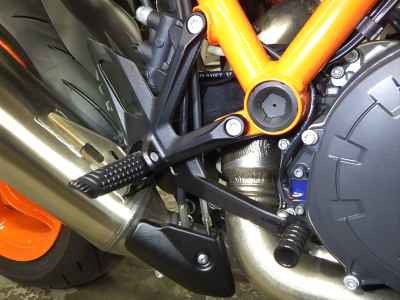 KTM 1290 Super Duke R 2023