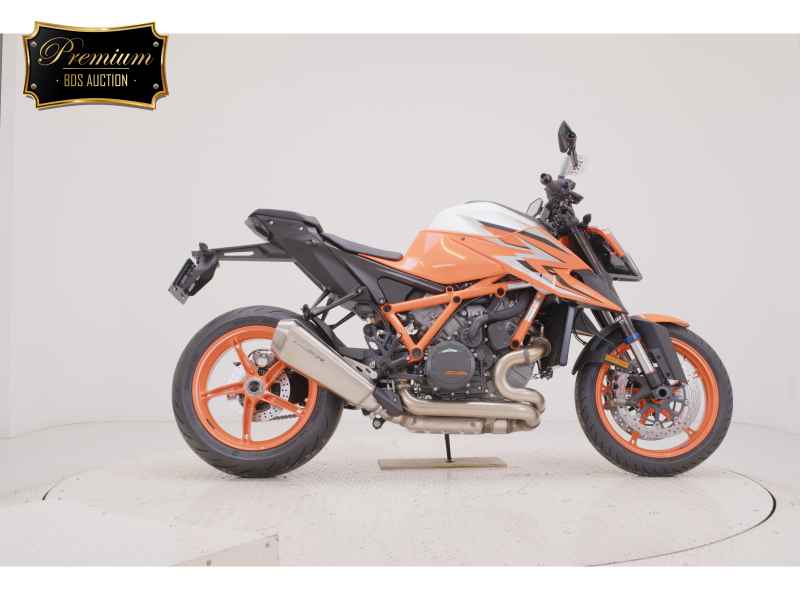 KTM 1290 Super Duke R 2023