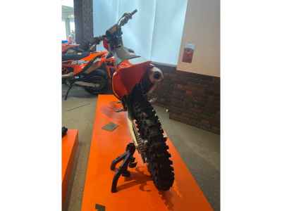 KTM 250 SX-F 2025