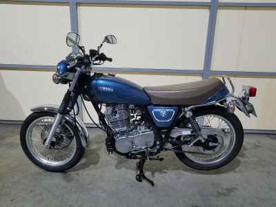 Yamaha SR400 2020
