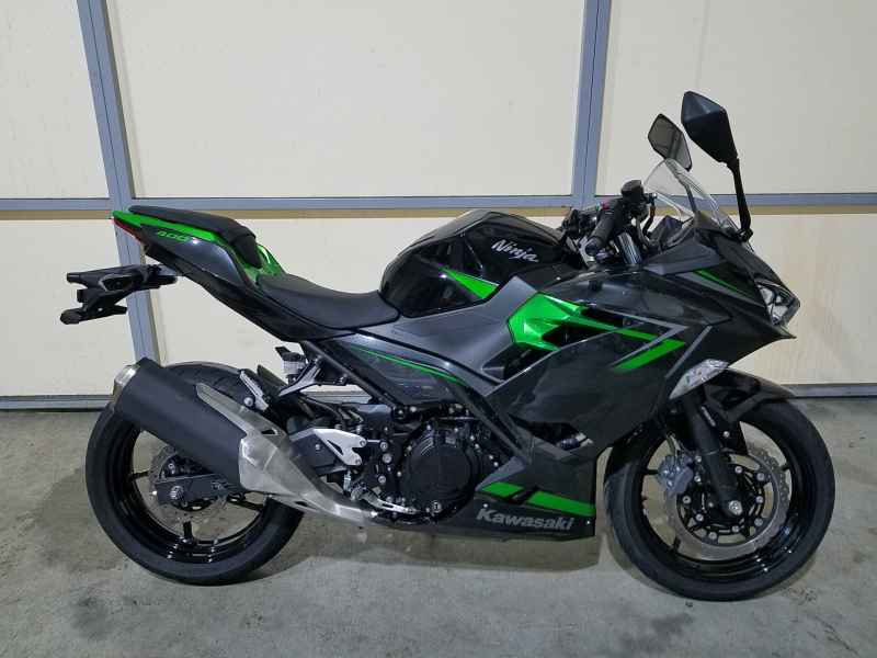 Kawasaki Ninja 400 2024