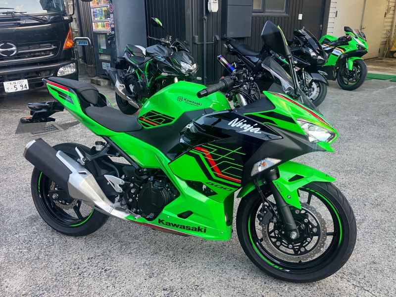 Kawasaki Ninja 400 2025