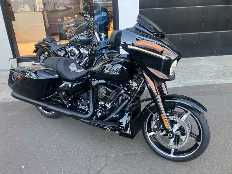 Harley-Davidson Street Glide FLHX1580 2025