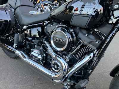 Harley-Davidson Sport Glide FLSB1750 2025