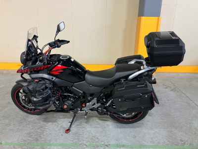 Suzuki GSR250