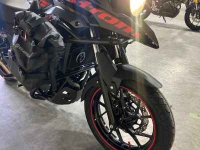 Suzuki GSR250