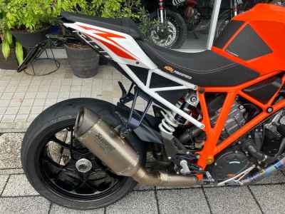 KTM 1290 Super Duke R 2015