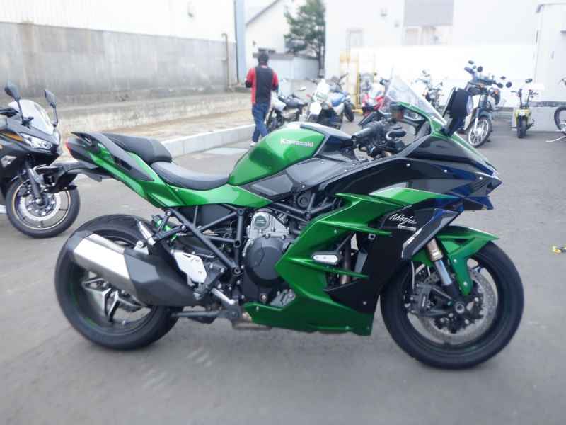 Kawasaki Ninja H2 SX 2020