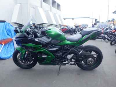 Kawasaki Ninja H2 SX 2020