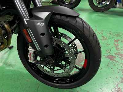 Ducati Multistrada V4 2025