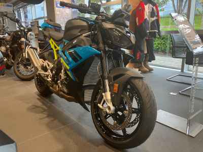 BMW S1000R 2025