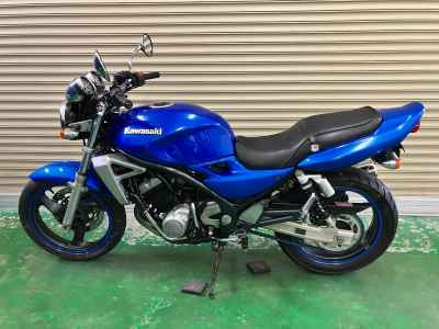 Kawasaki Balius ZR250