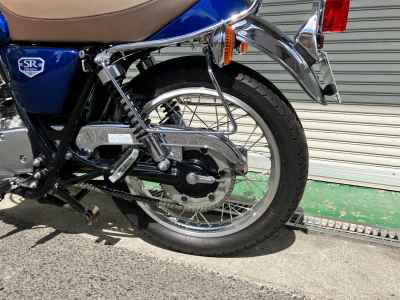 Yamaha SR400 2022