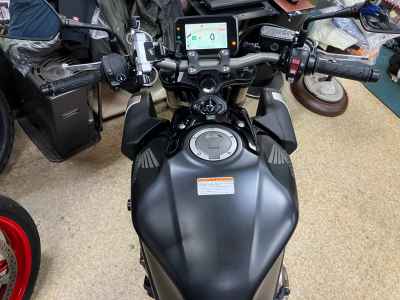 Honda CB650R 2025