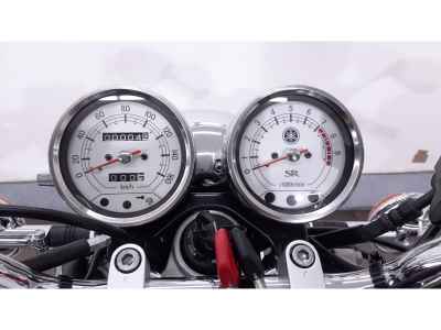 Yamaha SR400 2021