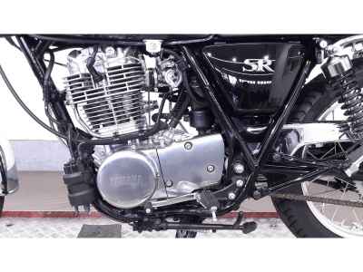 Yamaha SR400 2021