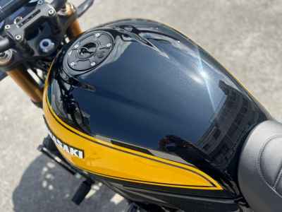 Kawasaki Z900RS SE 2024