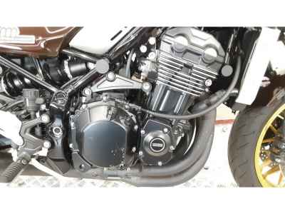 Kawasaki Z900RS 2022