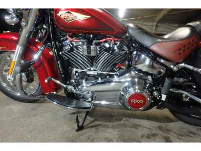 Harley-Davidson Heritage FLHCS1870 2023