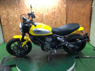 Ducati Scrambler Icon 2015