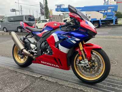 Honda CBR1000RR-R FB SP 2024