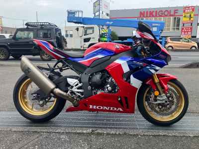 Honda CBR1000RR-R FB SP 2024