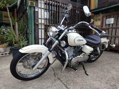 Yamaha XVS250 Drag Star