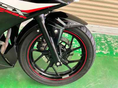 Suzuki GSX250R