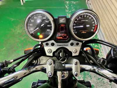 Honda CB400SF 2020