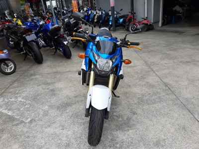 Suzuki  2013