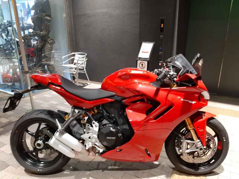 Ducati Supersport 950 S 2025