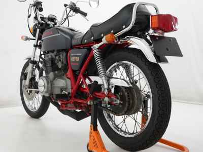 Honda CB400F 2021