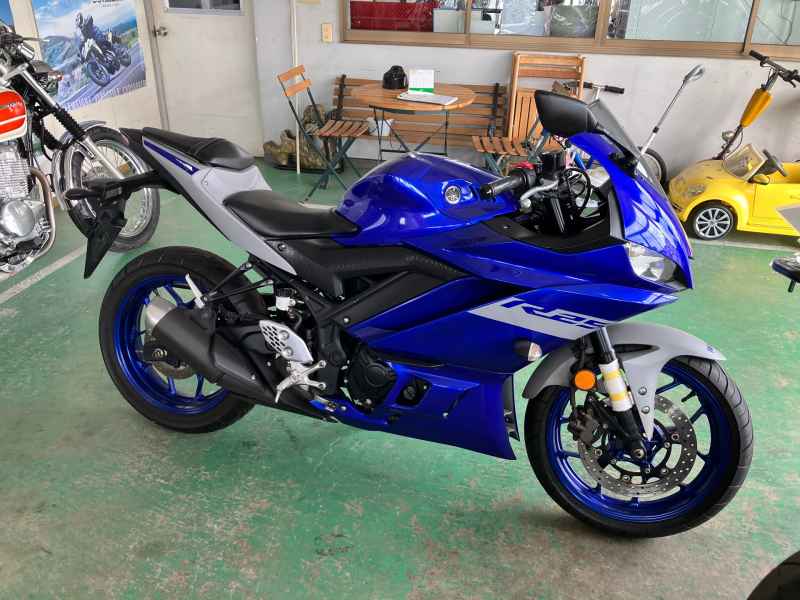 Yamaha YZF-R25