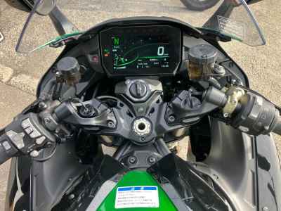 Kawasaki Ninja H2 SX 2024