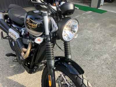 Triumph Street Scrambler 2025