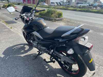 Suzuki GSR250