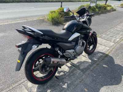 Suzuki GSR250