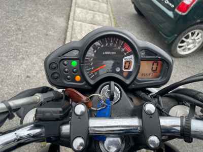 Suzuki Gladius SFV400 2010