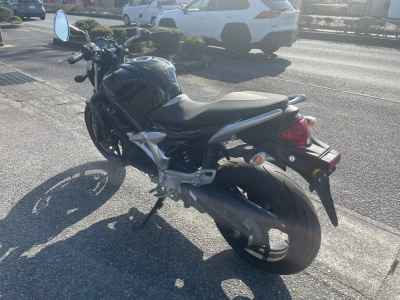 Suzuki Gladius SFV400 2010
