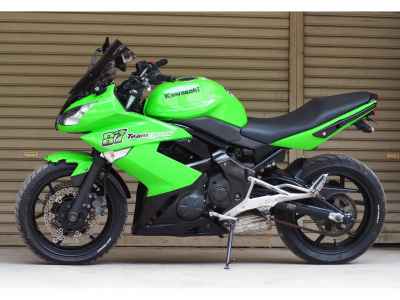 Kawasaki Ninja 400R 2011