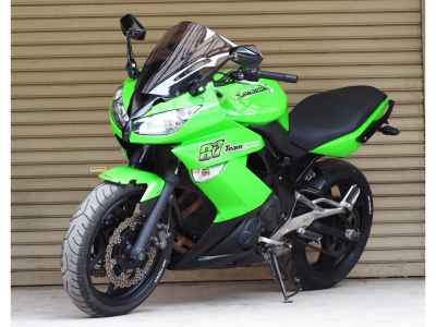 Kawasaki Ninja 400R 2011