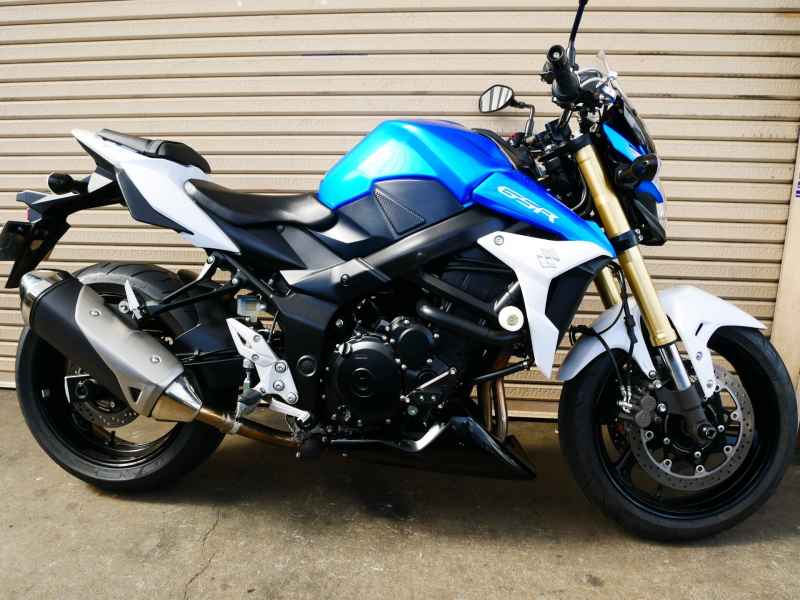 Suzuki  2014